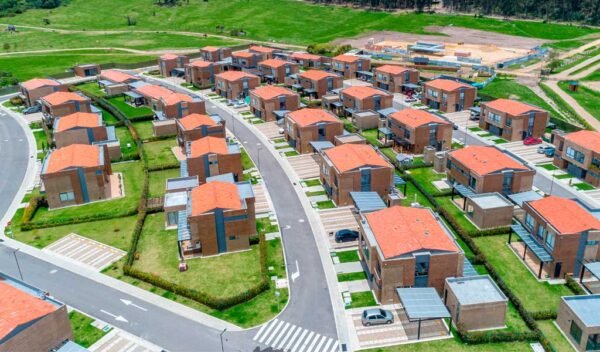 Zipaquira, Finkana parque tematico, ELBR133 / Entrelomas Bosque Residencial